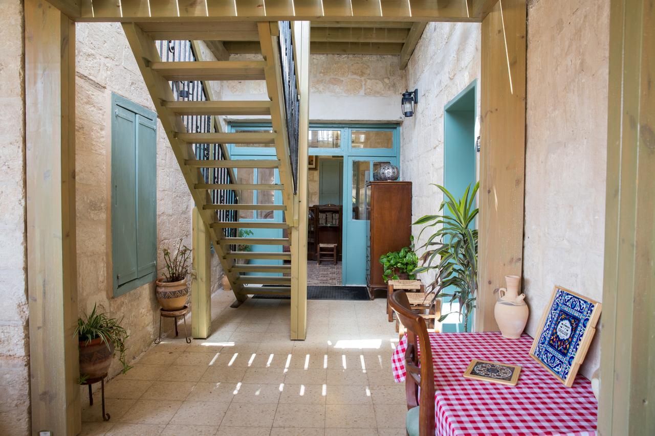 Michel House Otel Nasıra Dış mekan fotoğraf