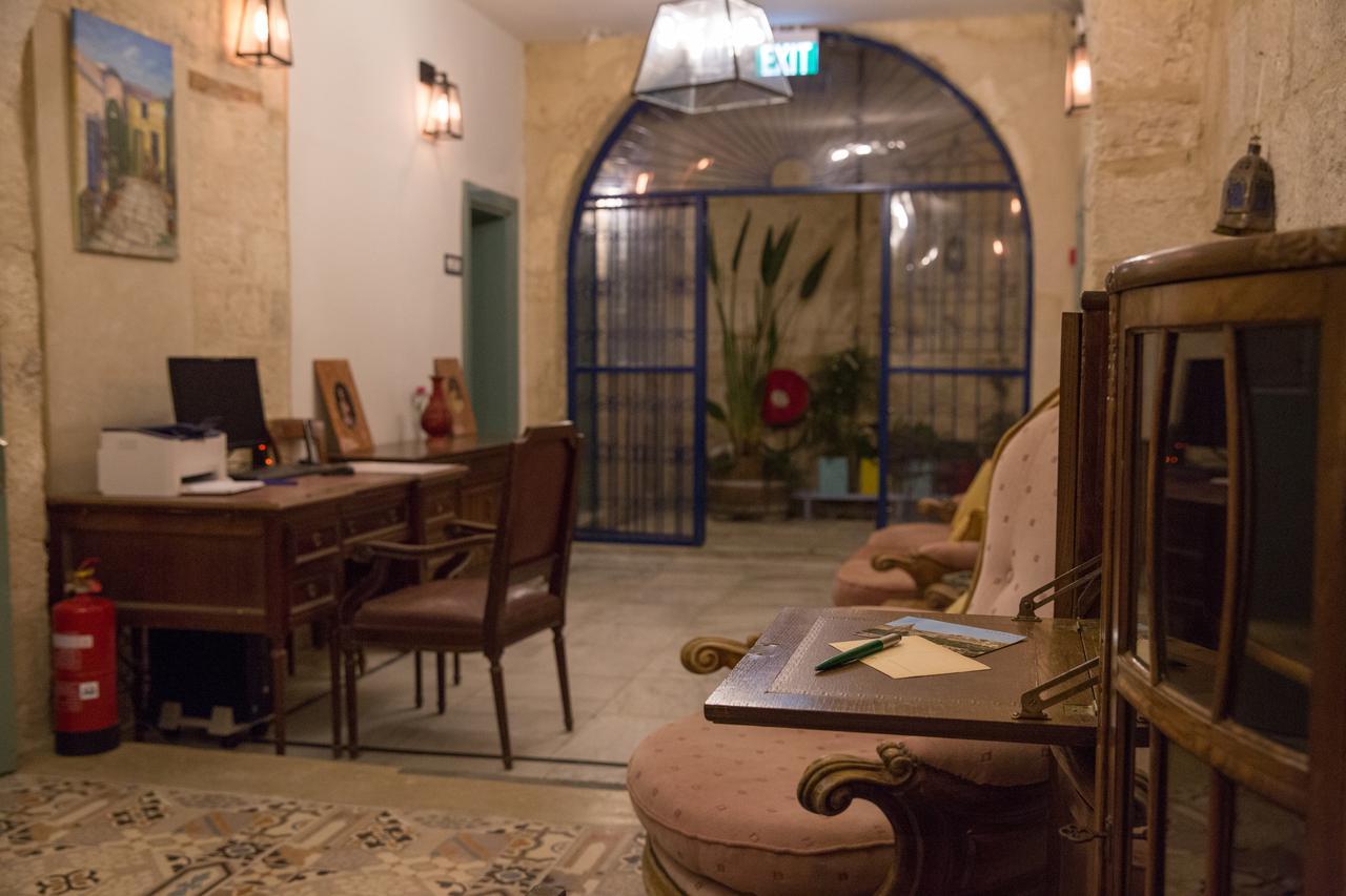 Michel House Otel Nasıra Dış mekan fotoğraf